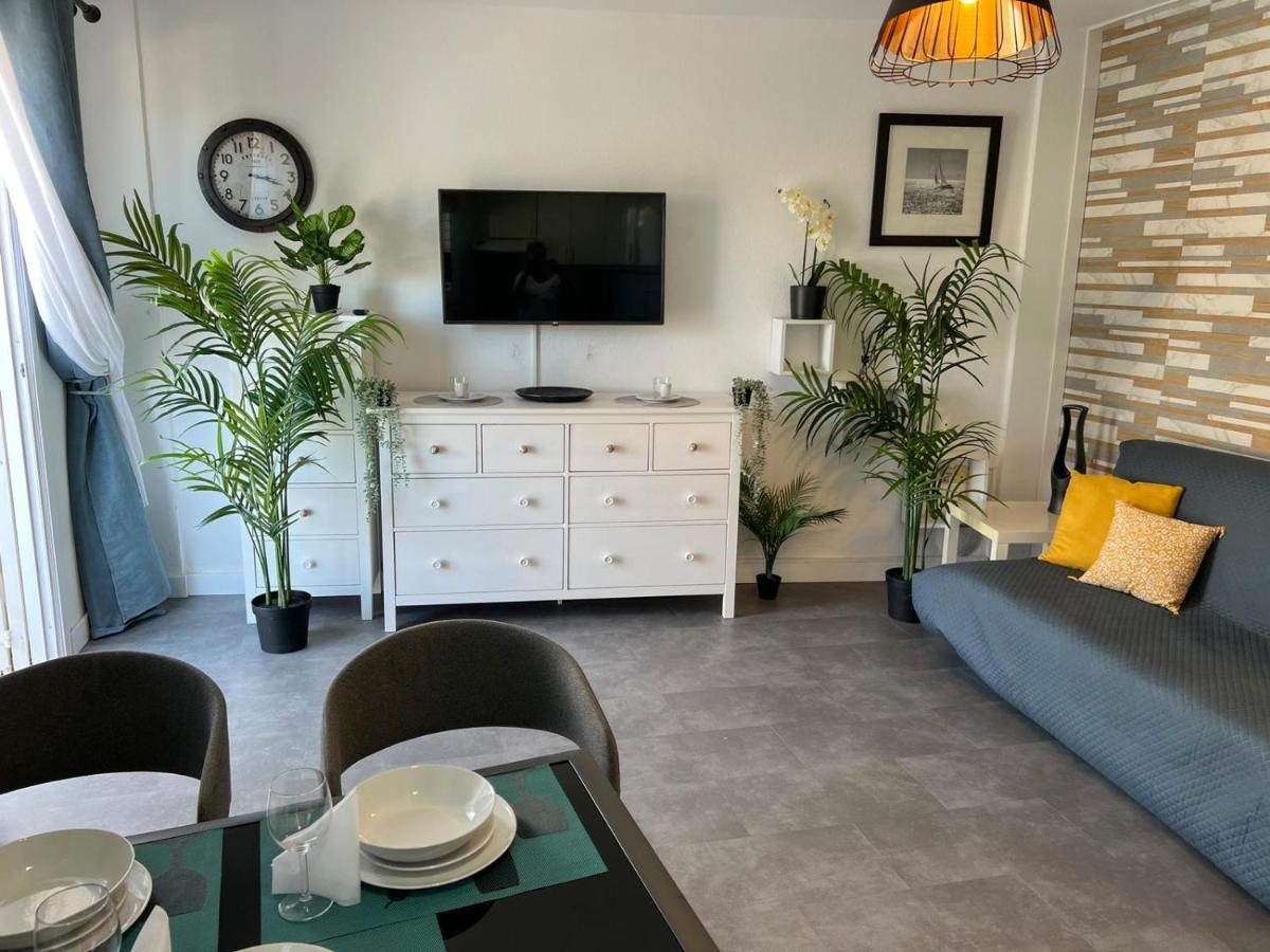 Malibu Park Apartments Sol Адехе Экстерьер фото
